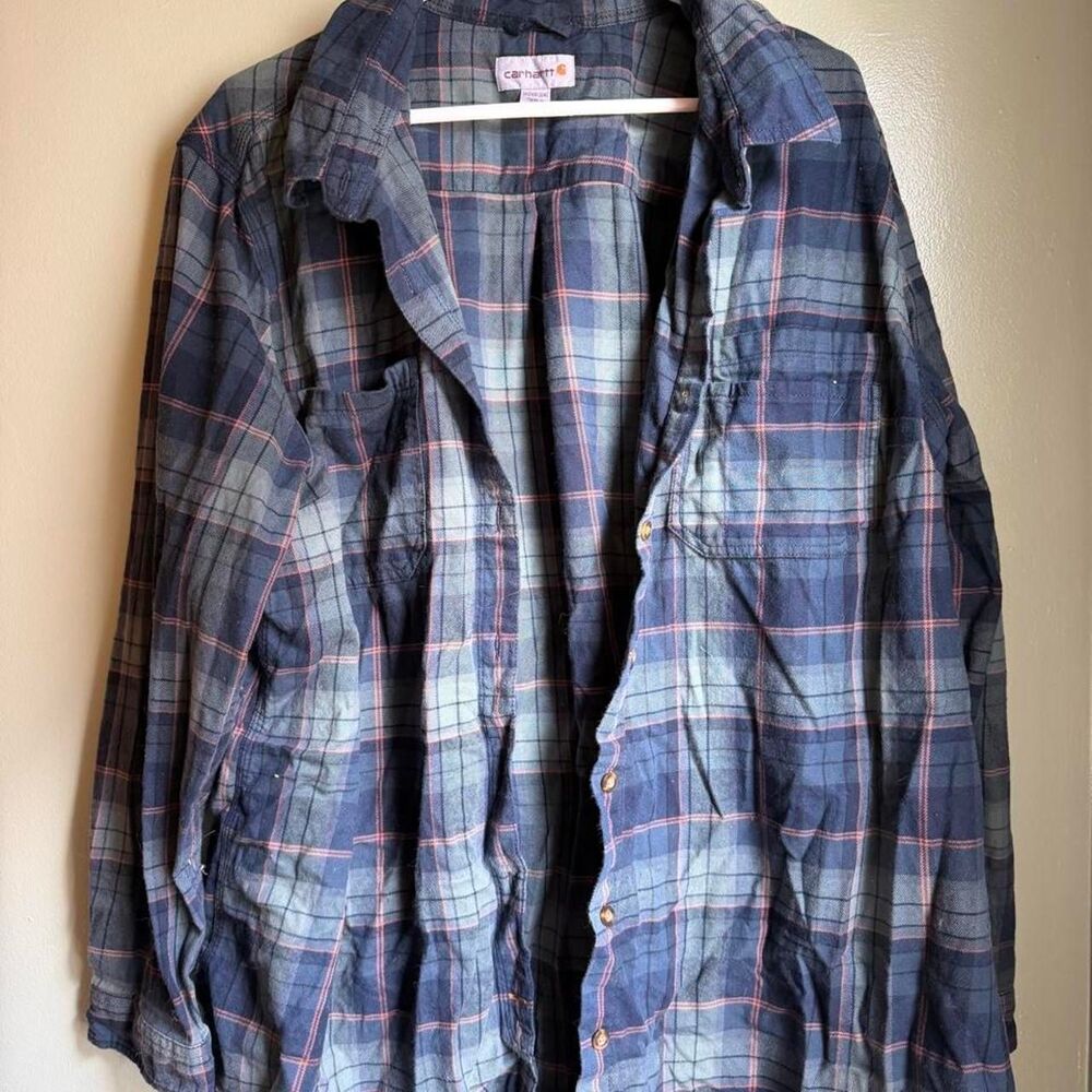 Carhartt Men's Blue and Navy Shirt